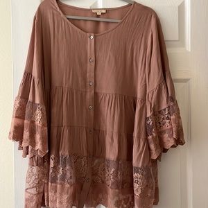 Pink slowly blouse with lace